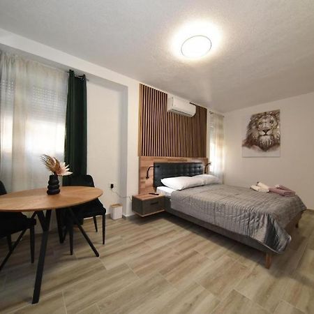זאדאר Jeta Studio & Rooms מראה חיצוני תמונה