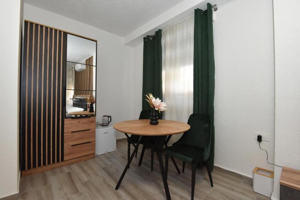 זאדאר Jeta Studio & Rooms מראה חיצוני תמונה